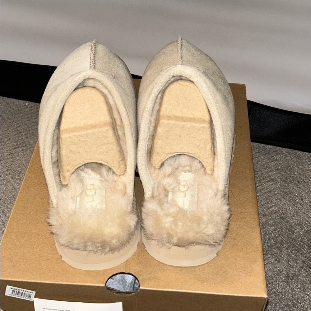 UGG Women’s Discoquette Slide Slipper, - Picture 5 of 9
